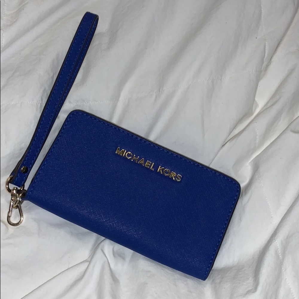 MK wristlet